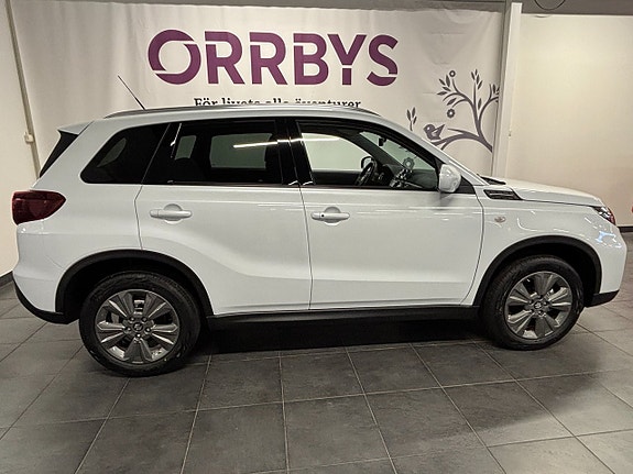 Suzuki Vitara 3 of 12