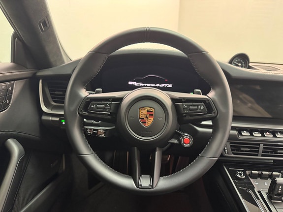Porsche 992 12 of 28
