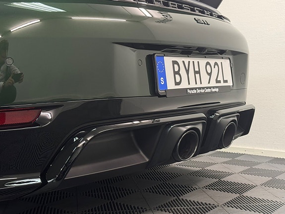 Porsche 992 24 of 28