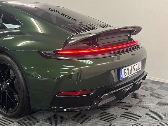 Porsche 992 23 of 28