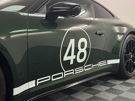 Porsche 992 21 of 28