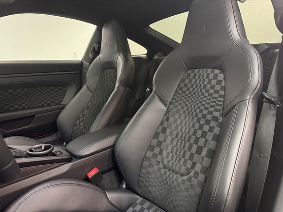 Porsche 992 17 of 28