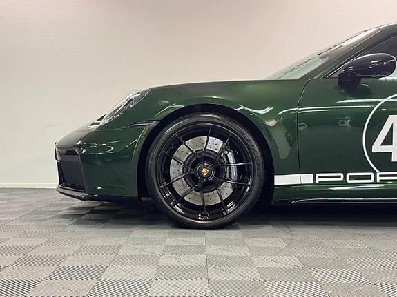Porsche 992 26 of 28