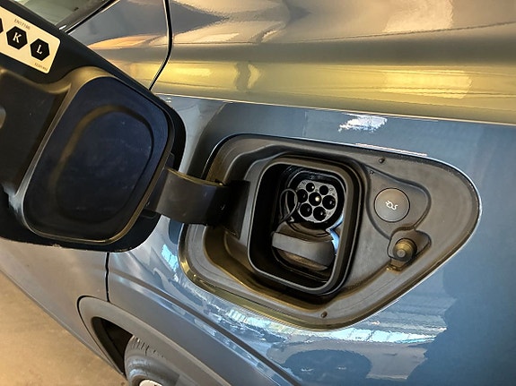 Polestar 2 12 of 19