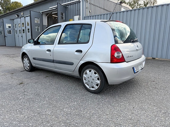 Renault Clio 4 of 9