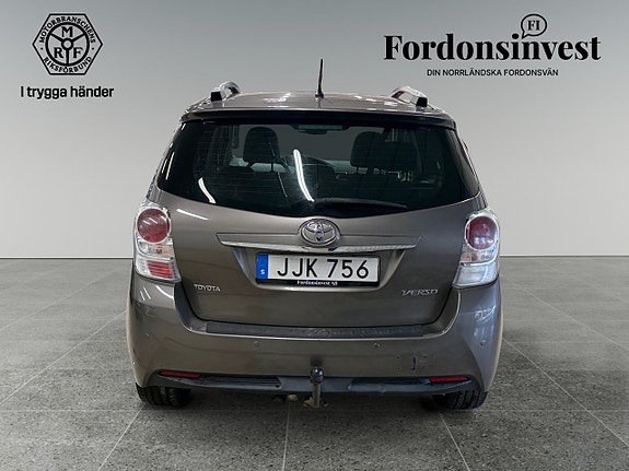 Toyota Verso 7 of 17