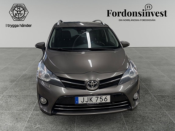 Toyota Verso 8 of 17