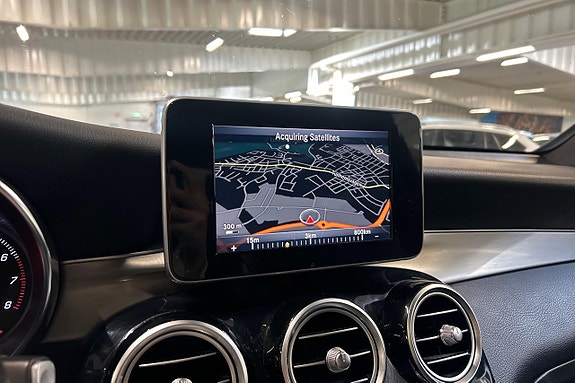 Mercedes-Benz GLC250 21 of 27
