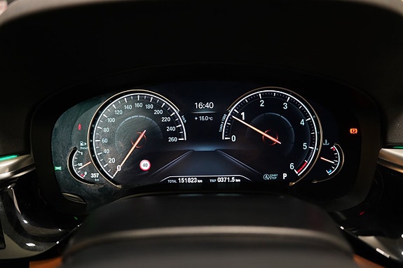 BMW 520d 13 of 24
