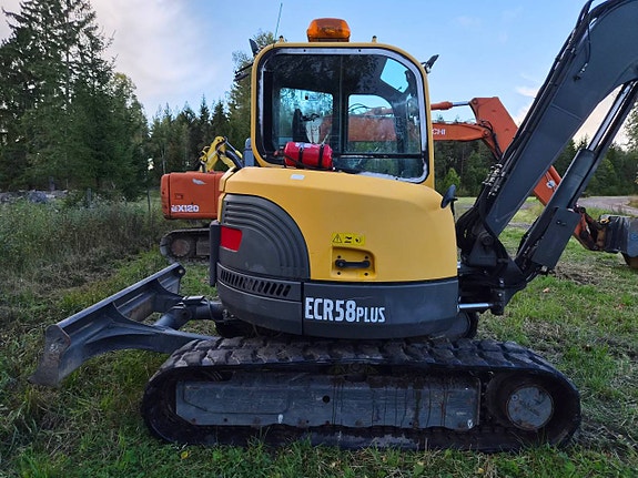 Volvo ECR58 PLUS - Engcon - SVAB - Grip - Finans - Transport 4 of 12