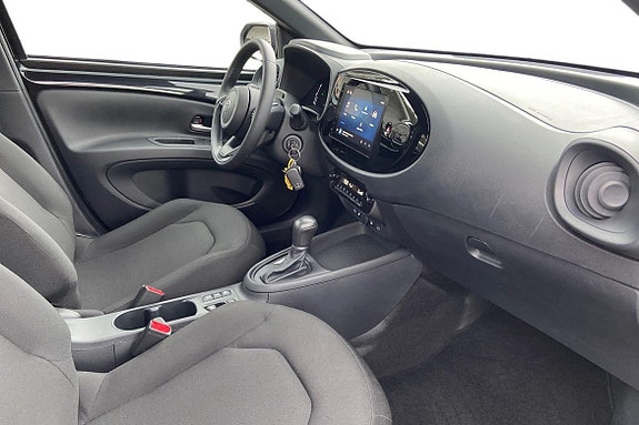 Toyota Aygo X 7 of 21