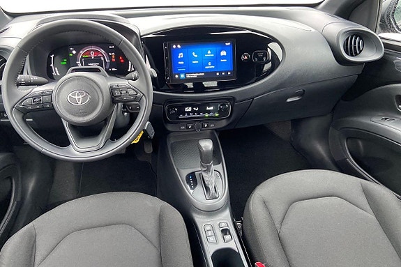 Toyota Aygo X 10 of 21