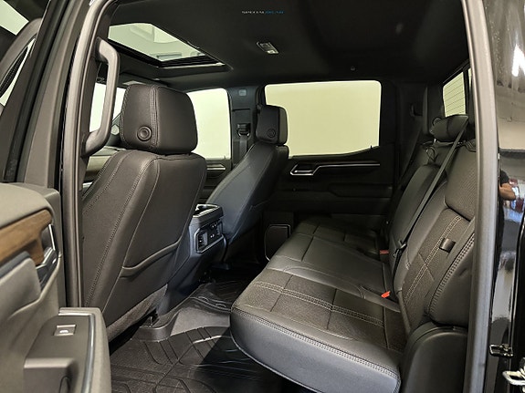 Chevrolet Silverado 1500 14 of 27