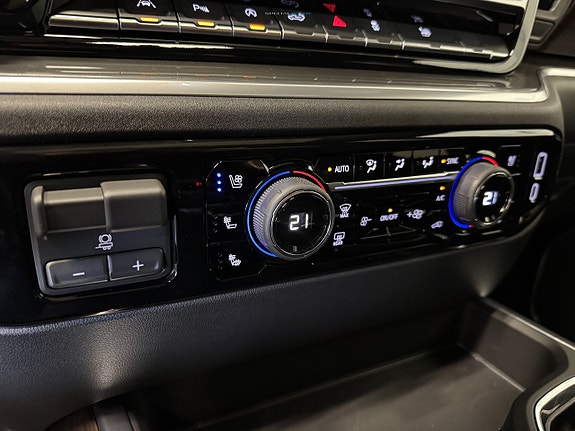 Chevrolet Silverado 1500 10 of 27