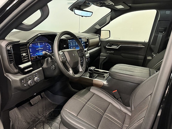 Chevrolet Silverado 1500 4 of 27