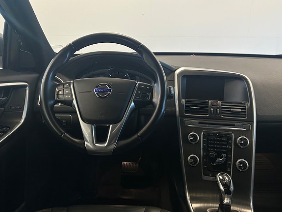 Volvo XC60 12 of 19