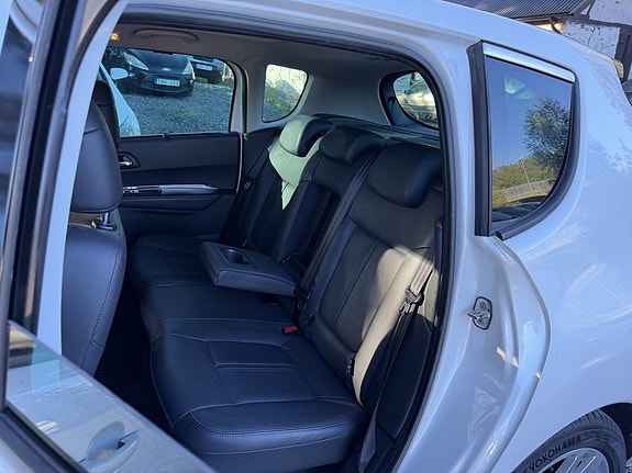 Peugeot 3008 18 of 29