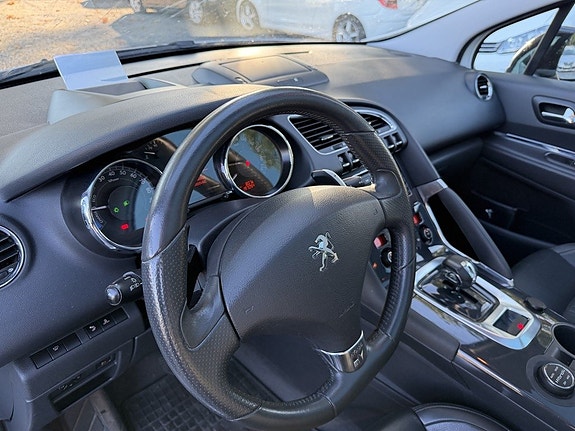 Peugeot 3008 16 of 29
