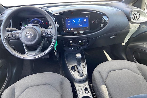 Toyota Aygo X 10 of 21
