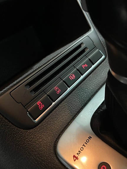 Volkswagen Tiguan 18 of 29