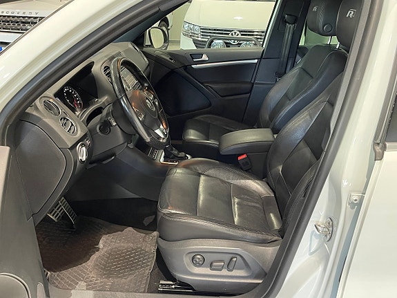 Volkswagen Tiguan 8 of 29