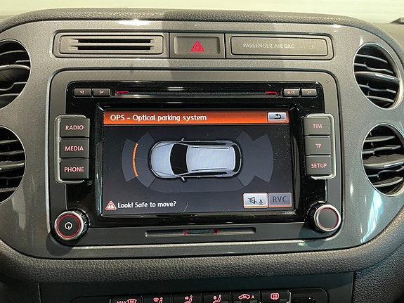 Volkswagen Tiguan 13 of 29