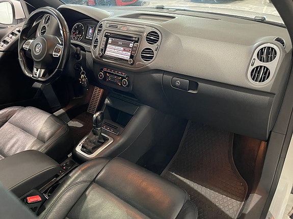 Volkswagen Tiguan 24 of 29