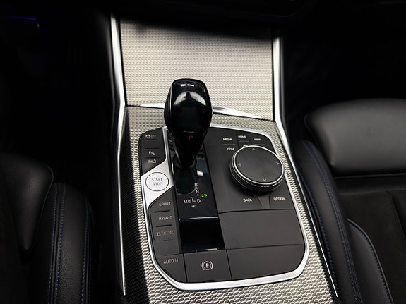 BMW 330e 22 of 30