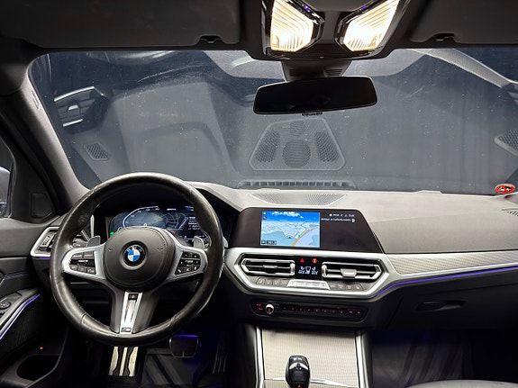 BMW 330e 15 of 30