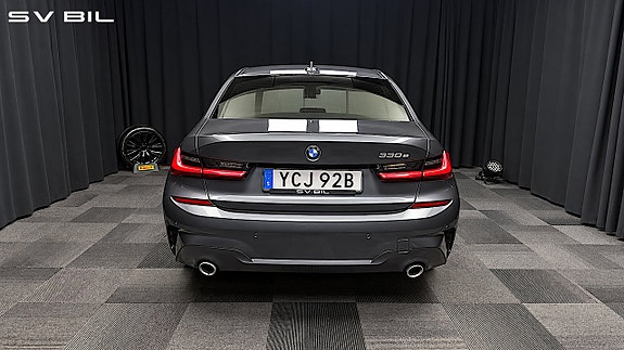 BMW 330e 5 of 30
