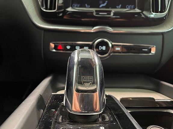Volvo XC60 23 of 25