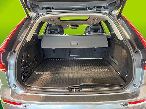 Volvo XC60 13 of 25