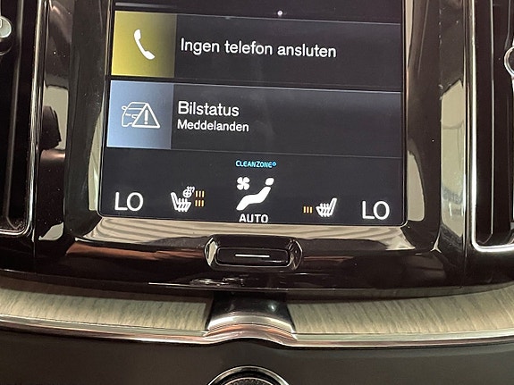 Volvo XC60 18 of 25