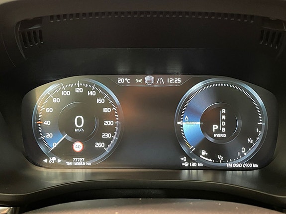 Volvo XC60 15 of 25