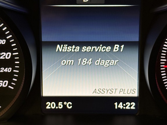 Mercedes-Benz C180 14 of 14