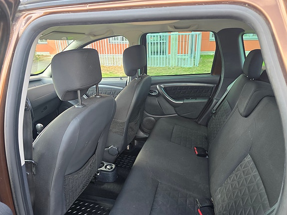 Dacia Duster 6 of 6