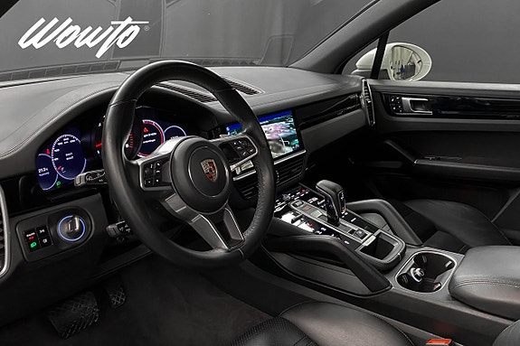 Porsche Cayenne 8 of 23