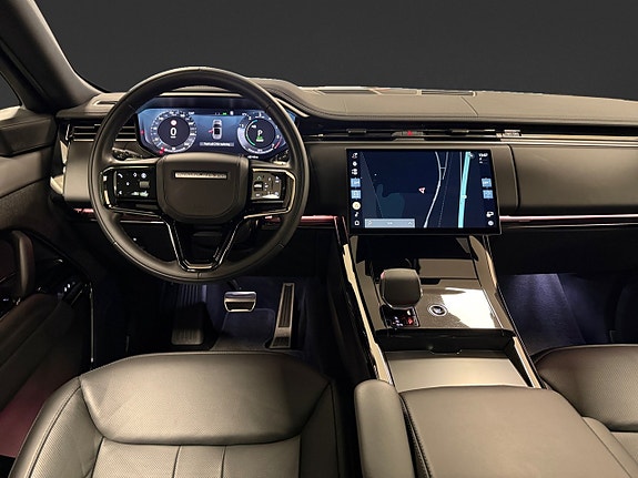Land Rover Range Rover Sport 13 of 20