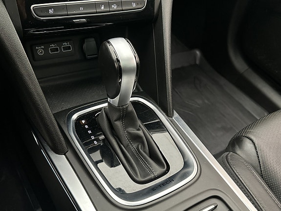 Renault Megane E-Tech 29 of 30