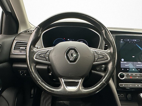 Renault Megane E-Tech 17 of 30