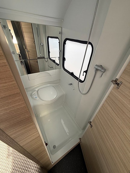 Adria Altea 432 9 of 16