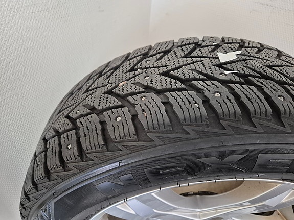 Mercedes-Benz GLK220 12 of 12