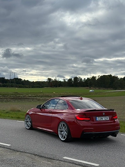 BMW M235i 3 of 17