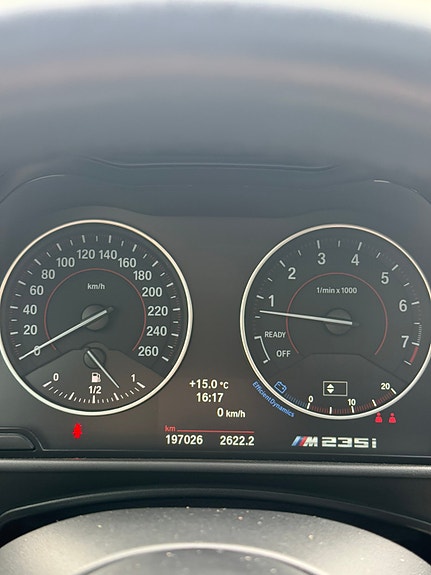 BMW M235i 15 of 17