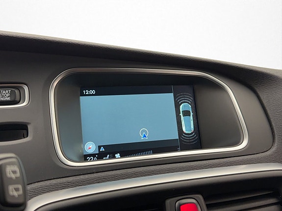 Volvo V40 20 of 30