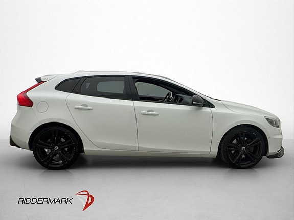 Volvo V40 9 of 30