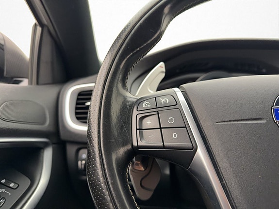 Volvo V40 16 of 30