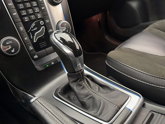 Volvo V40 23 of 30