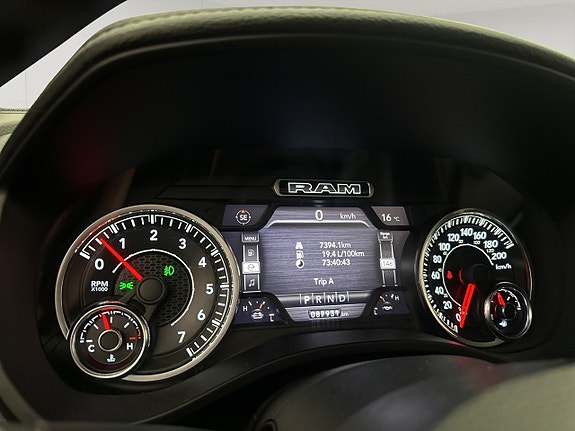 Dodge RAM 1500 24 of 30