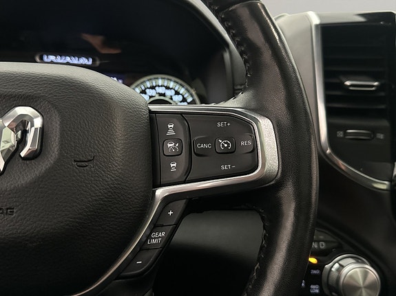 Dodge RAM 1500 25 of 30